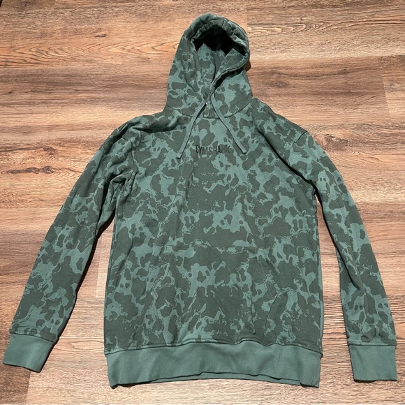Gymshark Tops - Gymshark Green Camouflage Woman’s Hoodie Small